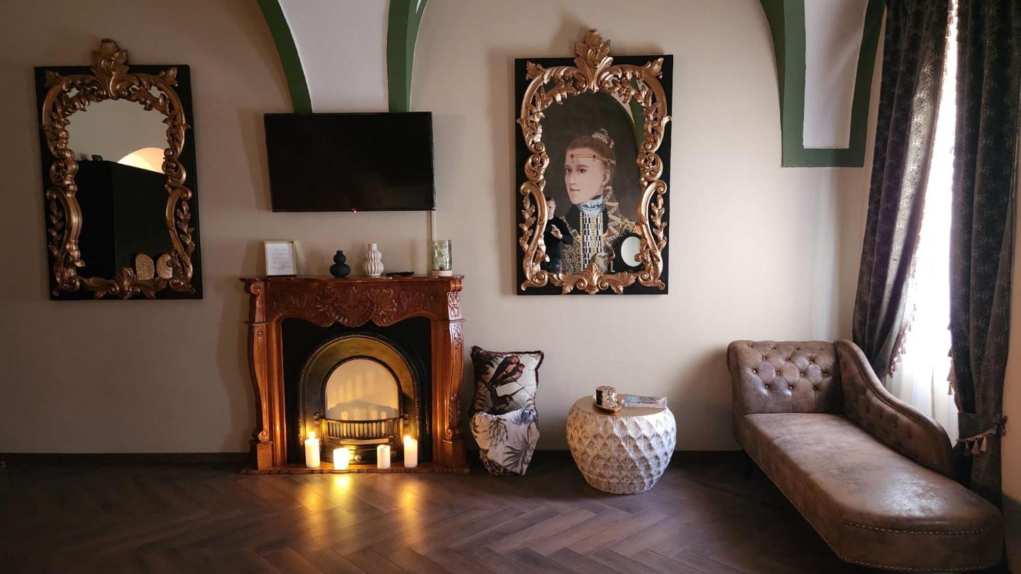Victorian House Appartement Sibiu Buitenkant foto